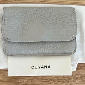 NWOT Cuyana Leather Cardholder